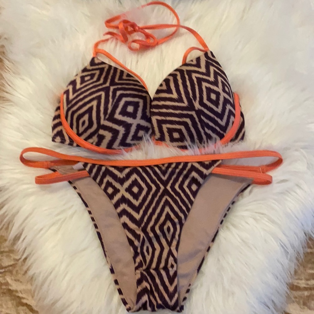 New without tags Victoria’s Secret 2 piece Aztec bathing suit